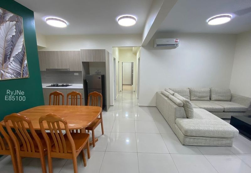 Gravit8 @ Klang South