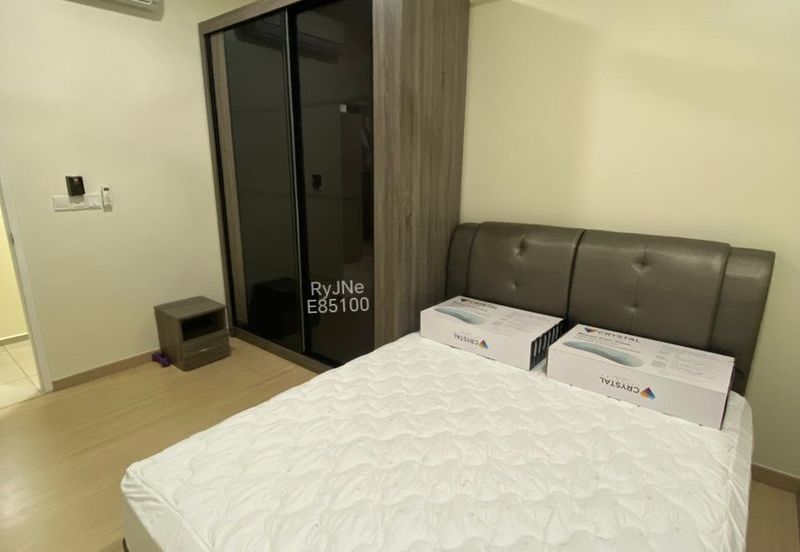 Gravit8 @ Klang South