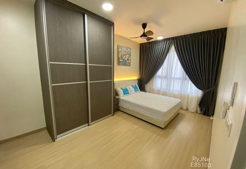 Gravit8 @ Klang South