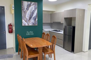 Gravit8 @ Klang South