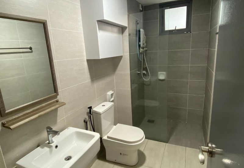 Gravit8 @ Klang South