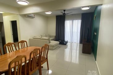 Gravit8 @ Klang South