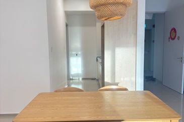 Gravit8 @ Klang South