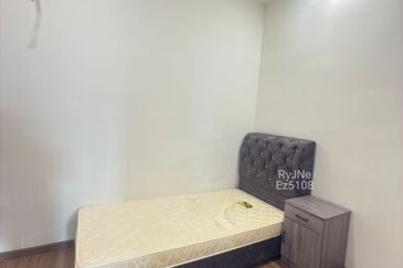 Gravit8 @ Klang South