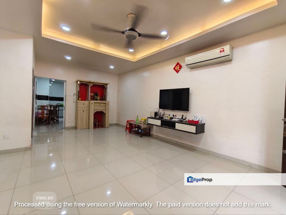  Very good condition  Renovated  kitchen cabinet  Kapar indah klang ( jalan harapan ) Double storey, Selangor, Kapar 