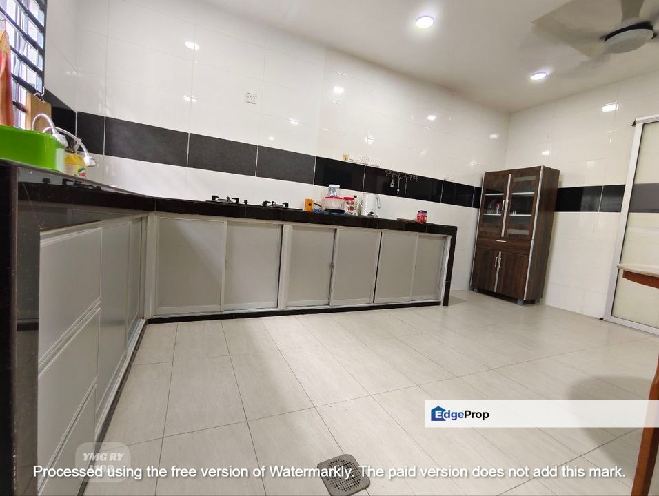  Very good condition  Renovated  kitchen cabinet  Kapar indah klang ( jalan harapan ) Double storey, Selangor, Kapar 