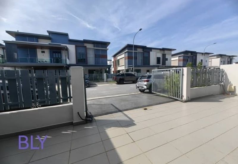 Canary Garden @Bandar Bestari