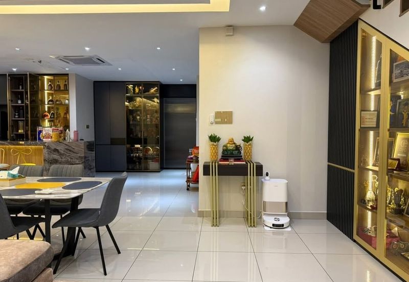 Ayra @ Bandar Bukit Raja