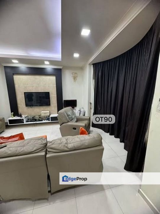 Batu Belah Klang 2.5 Storey House 24x67 Fully Renovated  Extended , Selangor, Klang