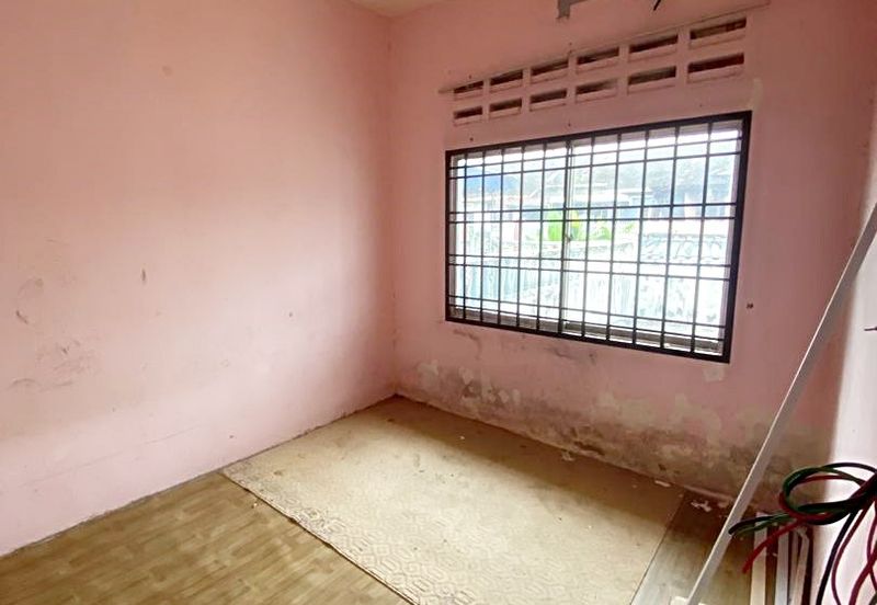 Taman Korakyat Kluang Corner lot Single Storey