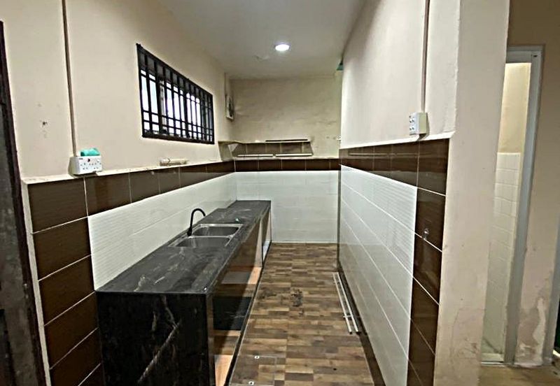 Taman Korakyat Kluang Corner lot Single Storey