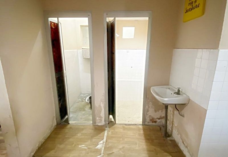 Taman Korakyat Kluang Corner lot Single Storey