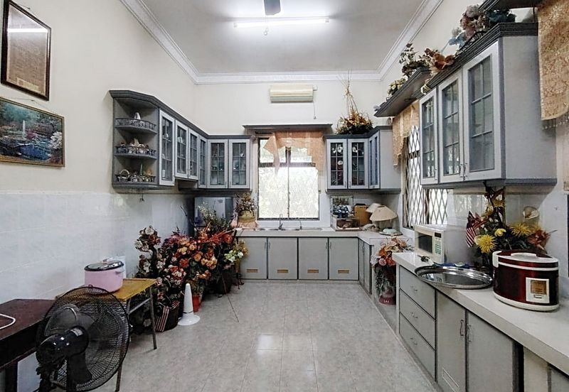 Kampung Olak Batu Banglo 2 Tingkat berserta Tanah 1 Ekar , Yong Peng