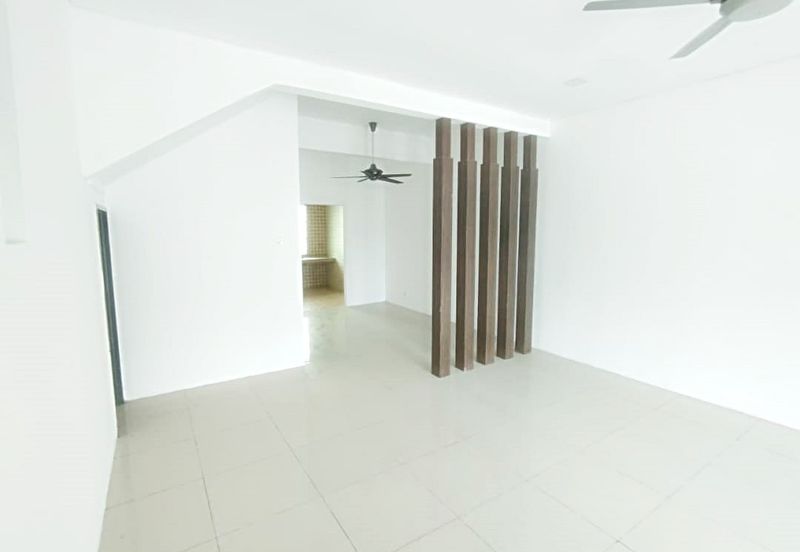 Perdana College Heights