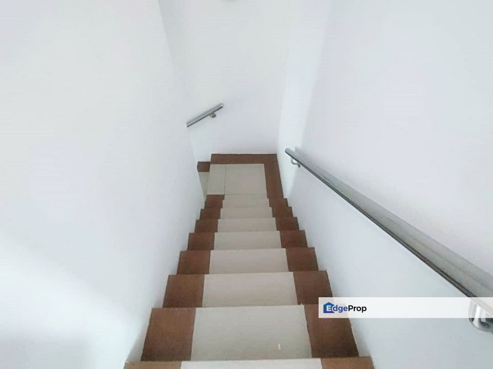 PERDANA COLLEGE HEIGHT MANTIN RENOVATED DOUBLE STOREY , Negeri Sembilan, Mantin