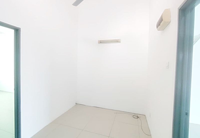 Perdana College Heights