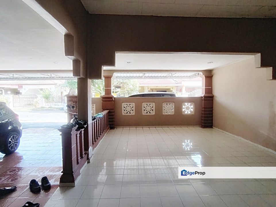 Taman Industri Sri Sulong Parit Sulong Semi- Single Storey, Johor, Parit Sulong