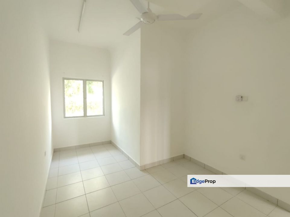  BANDAR PUTERA INDAH, TONGKANG PECHAH, BATU PAHAT DOUBLE  STOREY, Johor, Batu Pahat