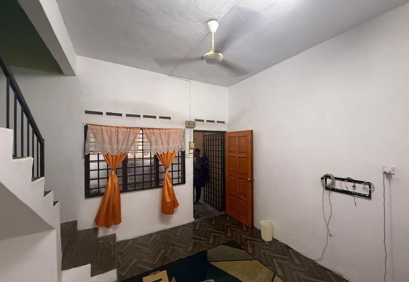 Taman Sri Mewah, Senggarang