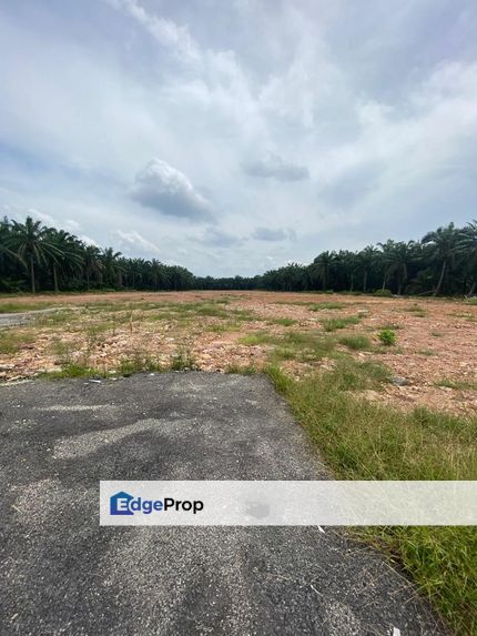 Tanah Lot Kampung Parit Rasipan Parit Raja, Johor, Parit Raja