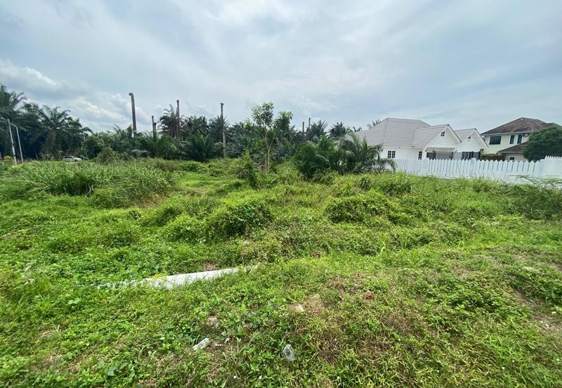Kampung Sri Pandan Parit Raja Tanah Lot 6000 SQFT