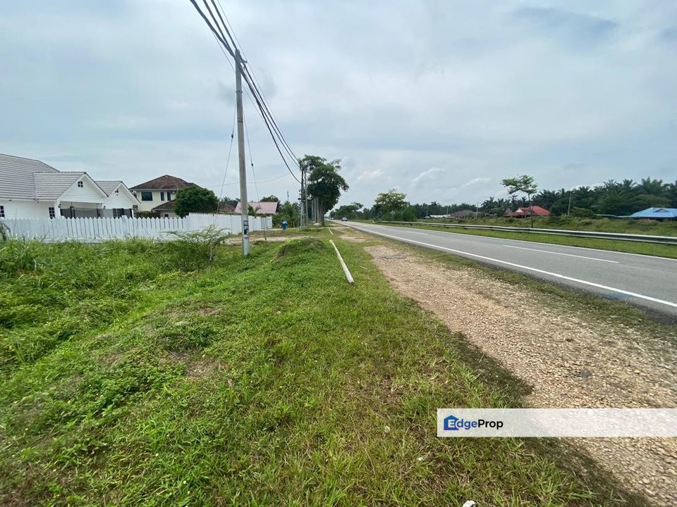 Kampung Sri Pandan Parit Raja Tanah Lot 6000 SQFT, Johor, Parit Raja