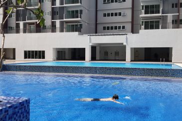 Galleria 2 @ Equine Park