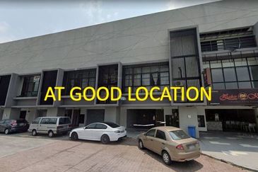 GROUND FLR LARGE RETAIL SPACE READY FOR USE NEAR LRT 