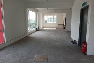 JALAN CEMERLANG 4( BANTING BUSINESS CENTRE