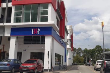 JALAN CEMERLANG 4( BANTING BUSINESS CENTRE