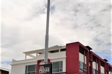 JALAN CEMERLANG 4( BANTING BUSINESS CENTRE