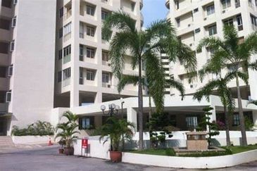 Coastal Tower, Ratu Mutiara