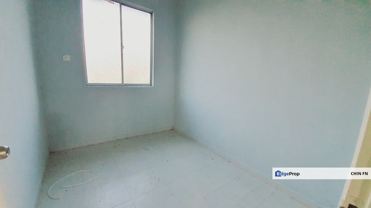 Below Bank Value RM150K 𝐓𝐚𝐦𝐚𝐧 𝐒𝐫𝐢 𝐀𝐦𝐚𝐧 𝐌𝐚𝐬𝐣𝐢𝐝 𝐓𝐚𝐧𝐚𝐡 𝐌𝐞𝐥𝐚𝐤𝐚 Single Storey Bungalow for Sale 10,000 sq.ft Big Land, Melaka, Masjid Tanah