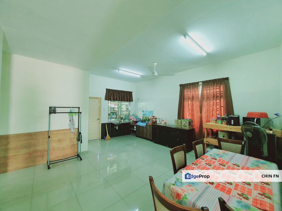 𝐓𝐚𝐦𝐚𝐧 𝐏𝐚𝐬𝐢𝐫 𝐄𝐦𝐚𝐬 𝐊𝐥𝐞𝐛𝐚𝐧𝐠 𝐌𝐞𝐥𝐚𝐤𝐚 Rumah Freehold Single Storey Bungalow for Sale 4200 sq.ft, Melaka, Klebang