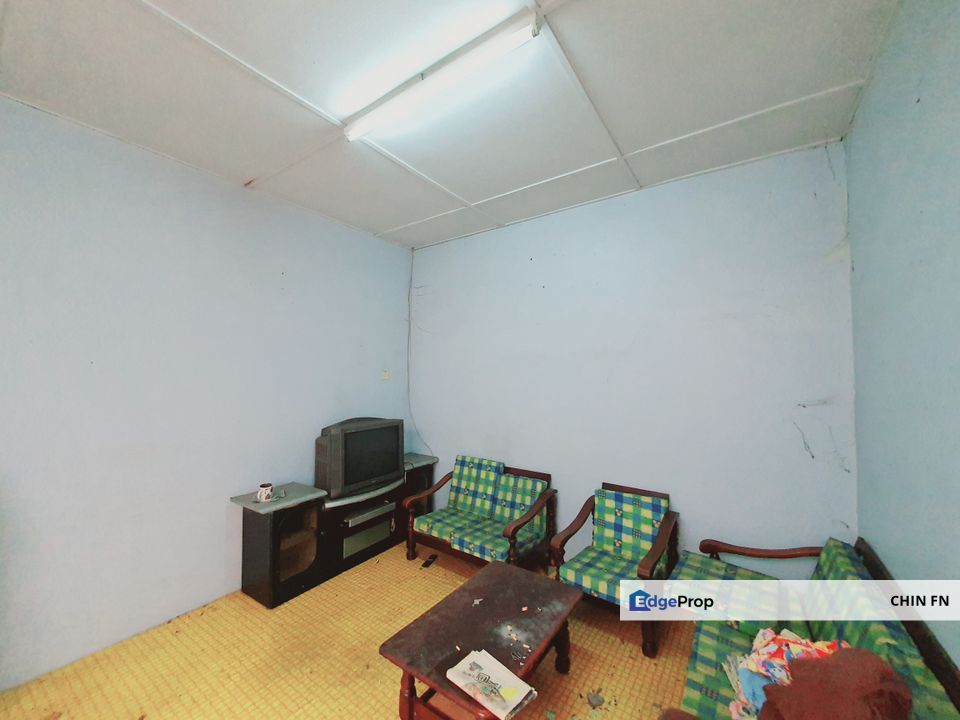 Below Value 12% Shop 2 Sty 5 Partition Room Seri Duyong 2 Semabok Family Store Melaka, Melaka, Melaka Tengah