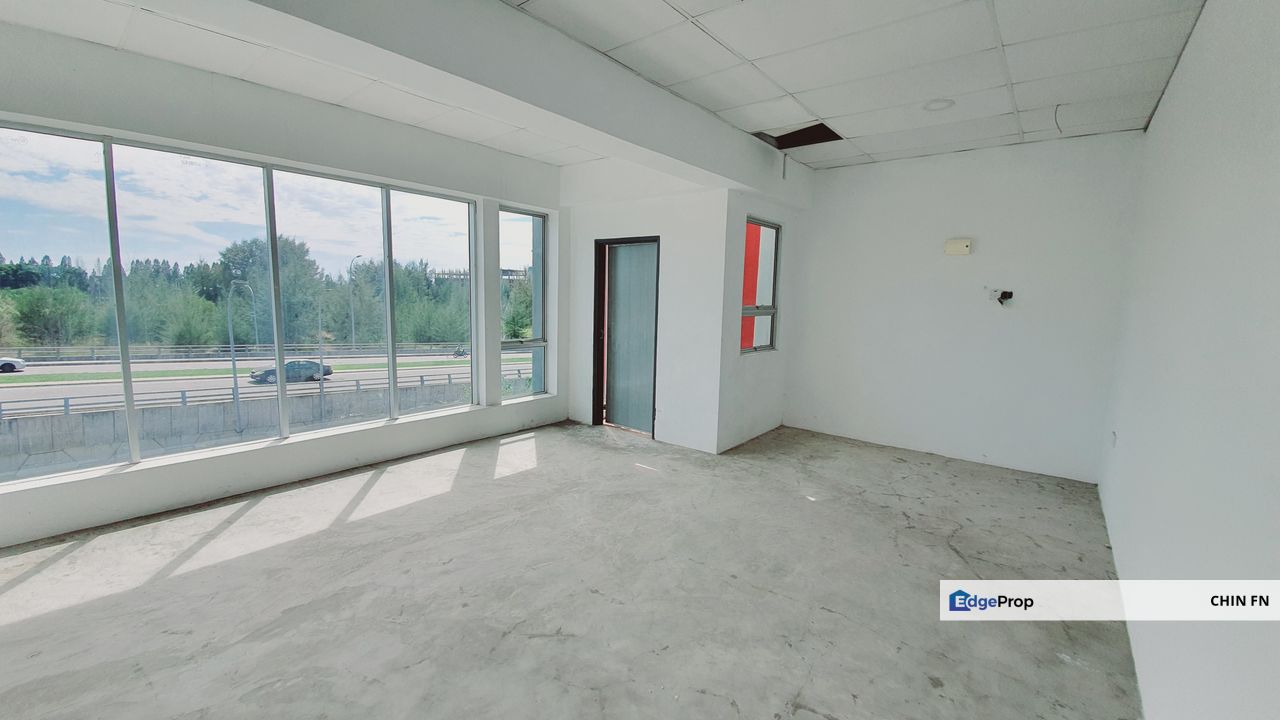 Below Value 13% 3 Storey Shop for Sale Taman Klebang Utama nr Kota Laksamana Melaka, Melaka, Klebang