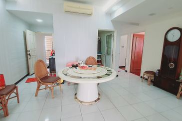 Ocean Palms Condominium