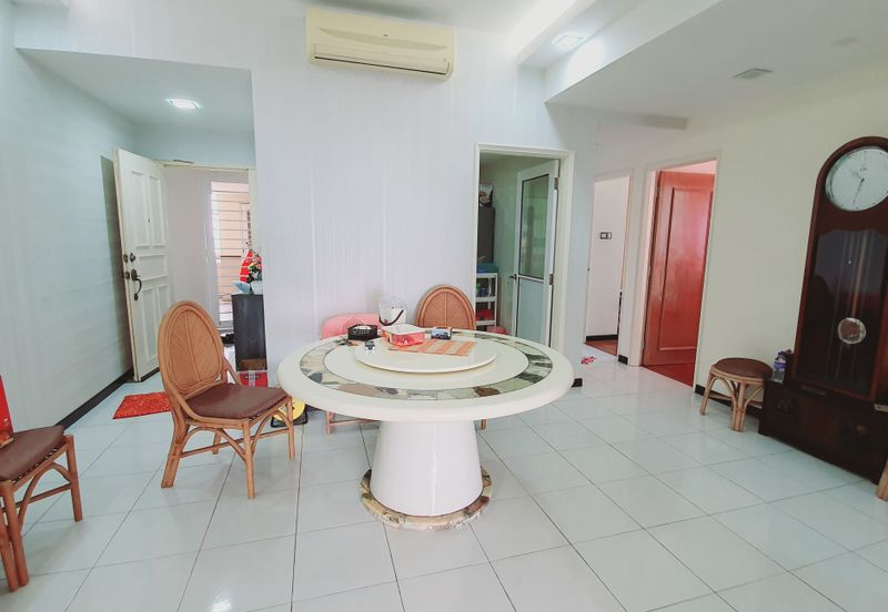 Ocean Palms Condominium