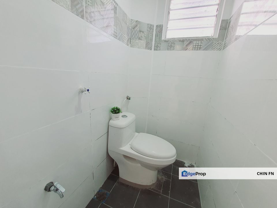 Newly Refurbish Below Value 9% Fully Renovate Kota Laksamana Utama Melaka, Melaka, Melaka Tengah