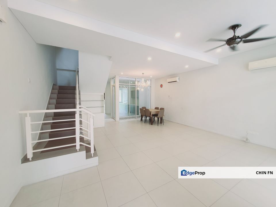Freehold 3 Sty Superlink Terrace 1921 sqft 24hr Security Laman Klebang Melaka, Melaka, Klebang