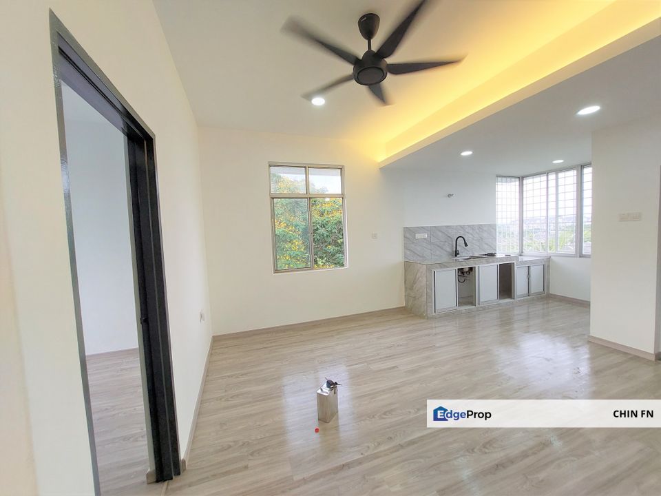 Corner Newly Renovated Cheng Ria Apartment Malim Jaya Batu Berendam Melaka, Melaka, Cheng