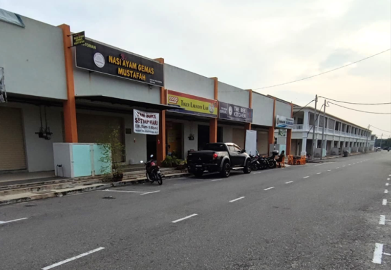 Facing Main Road New Shop 1 Sty Shop Tambak Paya Harmoni Ayer Molek Melaka