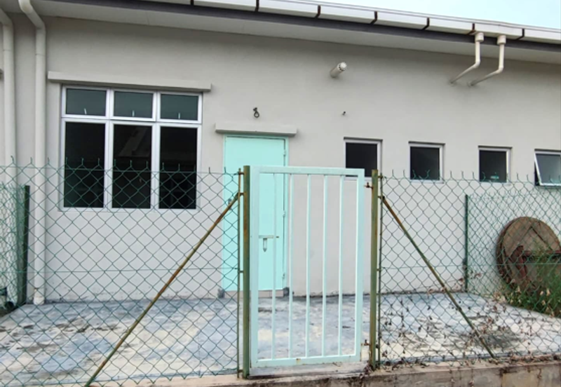 Facing Main Road New Shop 1 Sty Shop Tambak Paya Harmoni Ayer Molek Melaka