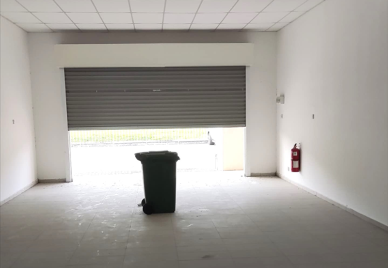 Facing Main Road New Shop 1 Sty Shop Tambak Paya Harmoni Ayer Molek Melaka