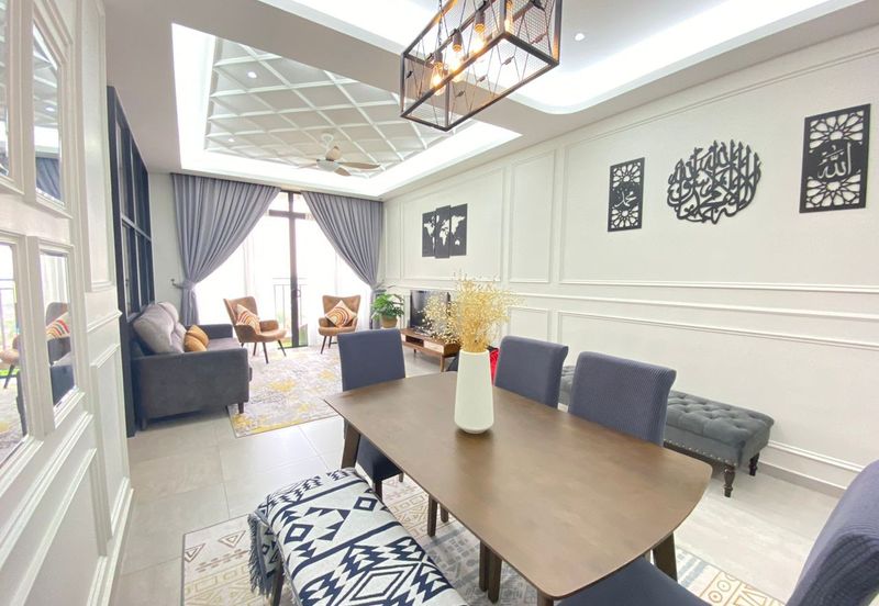 The Quartz Residence