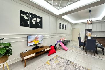 The Quartz Residence