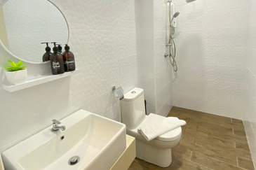 The Quartz Residence