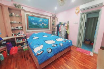 Pasir Mutiara Condominium