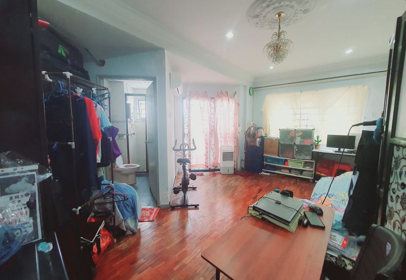 Pasir Mutiara Condominium