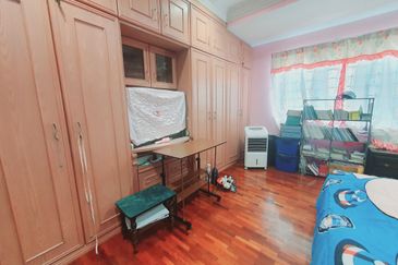 Pasir Mutiara Condominium